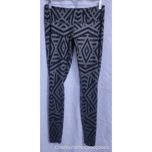 Lululemon 10 Wunder Under Leggings Luxtreme Chevron Shuffle Fatigue Green Black - Picture 1 of 7